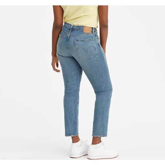 Levi's Wedgie Icon Fit Ankle Women's Jeans Premium Denim 24 - Picture 1 of 16
